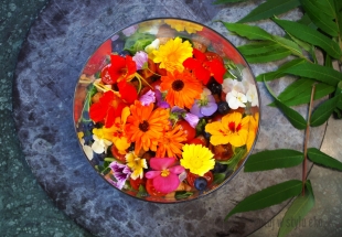 Kolorowa sałatka - bukiet kwiatów 